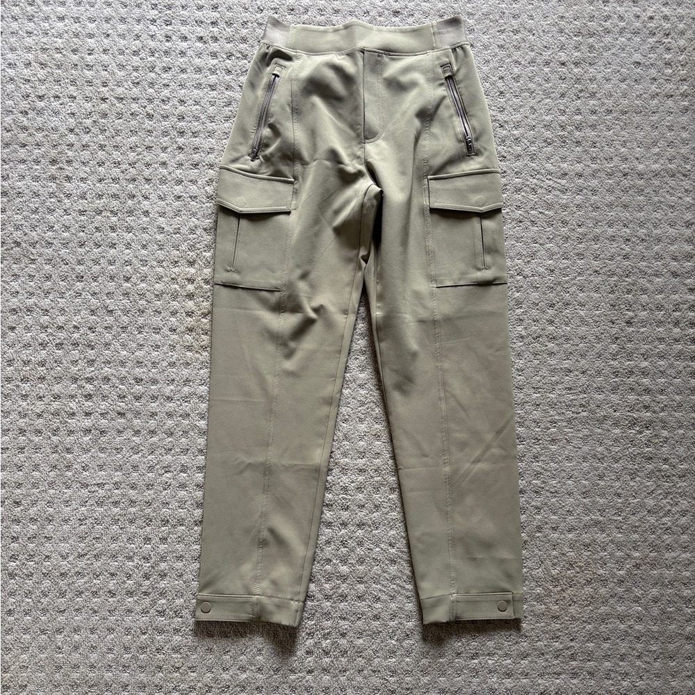 Athleta Women’s Olive Elastic Waist Cargo Pants